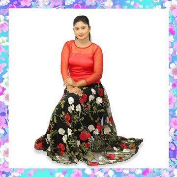 Picture of Skirt & Blouse with Embroidery Roses