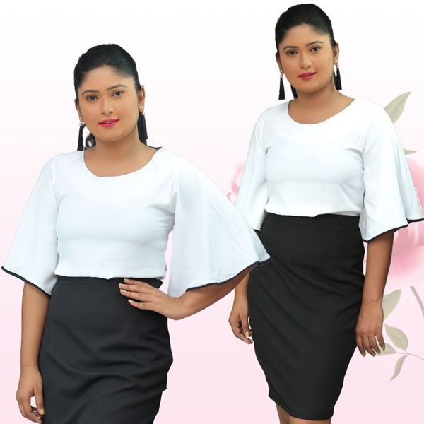 Picture of Round necked bell sleeves short blouse