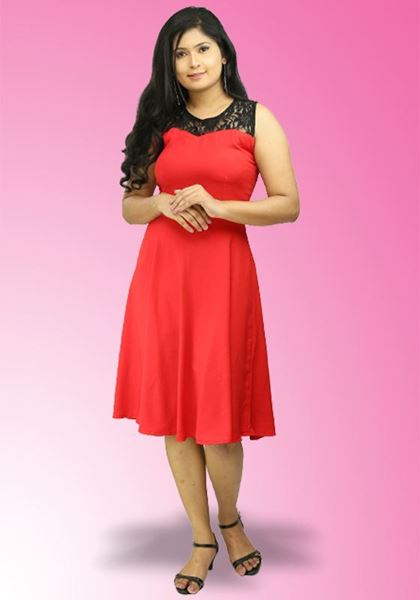 Picture of Sleeveless Lace Mixed Short Frock