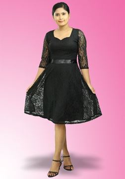 Picture of Sweet Heart Necked Full Lace Short Dress with Three-quarter Sleeves