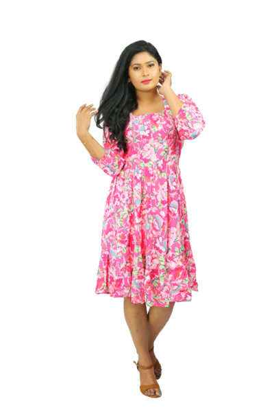 Picture of Short Dress with Three-quarter Sleeves