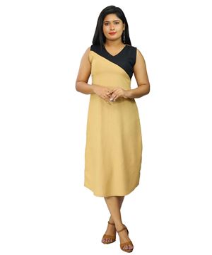 Picture of Sleeveless  Three Quarter Dress With Side Pockets